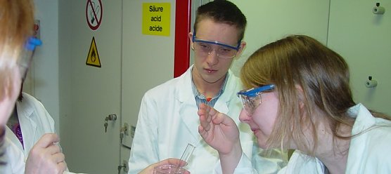 Schnuppern in der Praxis (Foto: FHN)