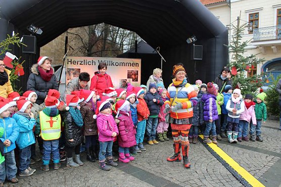 Weihnachtsmarkt er&ouml;ffnet (Foto: Karl-Heinz Herrmann)