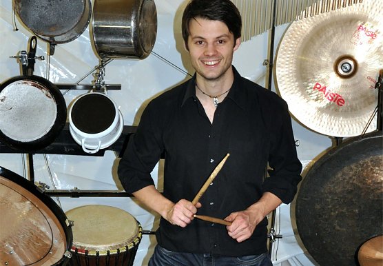 Trommeln im B&uuml;rgerzentrum (Foto: privat)