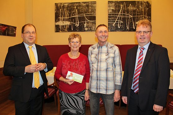 Letzter Hauptgewinn ist raus (Foto: Karl-Heinz Herrmann)