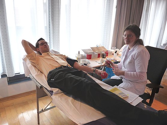 Blutspendetermin (Foto: Karl-Heinz Herrmann)