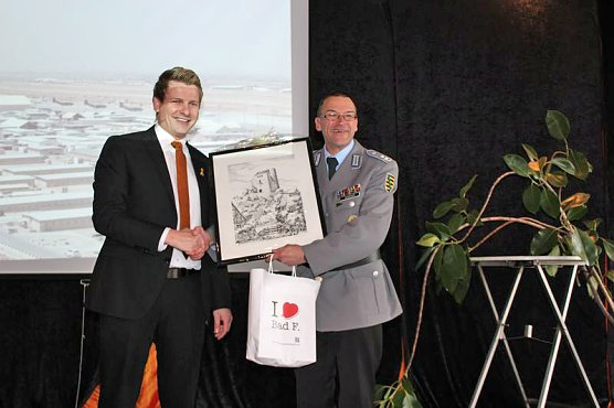 Bewegende Verabschiedung (Foto: Karl-Heinz Herrmann)