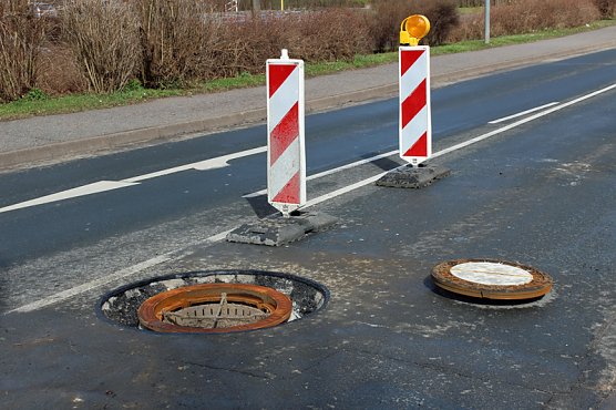 Schild übersehen (Foto: Karl-Heinz Herrmann) Schild übersehen (Foto: Karl-Heinz Herrmann)