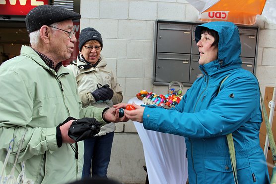 Streifzug: Ostereier-Aktion 1 (Foto: Karl-Heinz Herrmann) Streifzug: Ostereier-Aktion 1 (Foto: Karl-Heinz Herrmann)