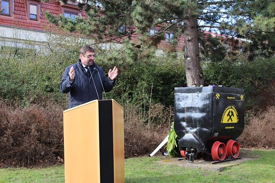 Gedenken an Bombardierung (Foto: Karl-Heinz Herrmann)
