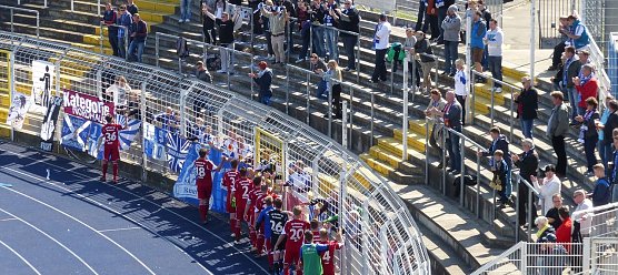 Dank an die Fans für die Unterstützung (Foto: nnz) Dank an die Fans für die Unterstützung (Foto: nnz)