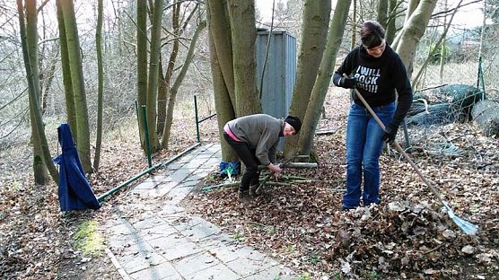 Hundefreunde räumten auf (Foto: Privat) Hundefreunde räumten auf (Foto: Privat)