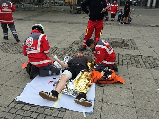 Aus Gästen wurden Freunde (Foto: DRK) Aus Gästen wurden Freunde (Foto: DRK)