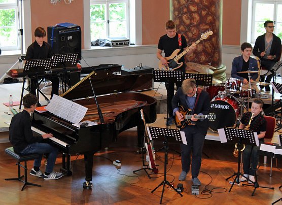 Moderner Jazz in altem Gem&auml;uer (Foto: Karl-Heinz Herrmann)