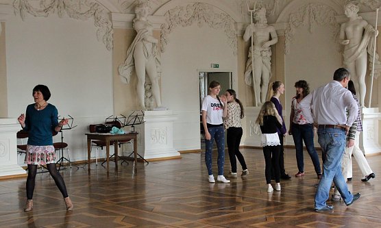 Tanzgruppe probte &ouml;ffentlich (Foto: Karl-Heinz Herrmann)