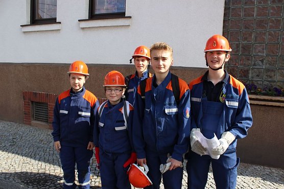 Geländespiel der Jugendfeuerwehren (Foto: Karl-Heinz Herrmann) Geländespiel der Jugendfeuerwehren (Foto: Karl-Heinz Herrmann)