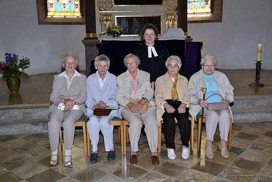 Treffen der Konfirmandenjubilare (Foto: G&ouml;rtz-M&auml;der)