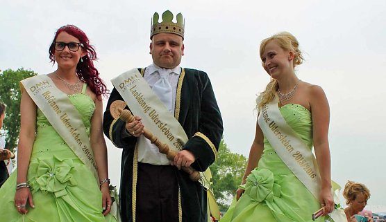 Laubk&ouml;nig gekr&ouml;nt (Foto: Karl-Heinz Herrmann)