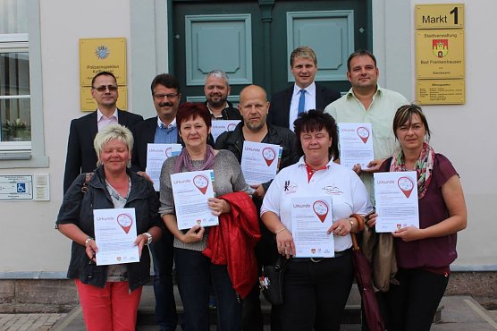 11 Gastro-Betriebe als familienfreundlich ausgezeichnet (Foto: Karl-Heinz Herrmann) 11 Gastro-Betriebe als familienfreundlich ausgezeichnet (Foto: Karl-Heinz Herrmann)