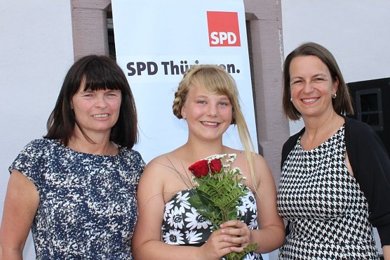 Heißes Sommerfest der Kyffhäuser SPD (Foto: Karl-Heinz Herrmann) Heißes Sommerfest der Kyffhäuser SPD (Foto: Karl-Heinz Herrmann)