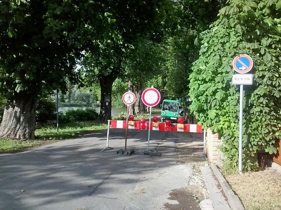 Vorsicht bei Waldspazierg&auml;ngen (Foto: Karl-Heinz Herrmann)