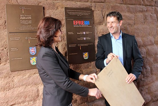 Bald Theater auf dem Kyffhäuser? (Foto: Karl-Heinz Herrmann) Bald Theater auf dem Kyffhäuser? (Foto: Karl-Heinz Herrmann)