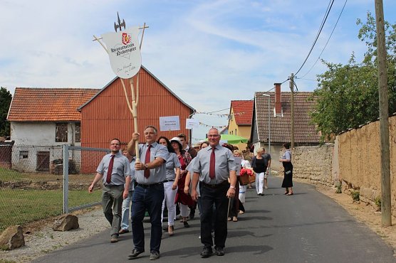 Wasserschlacht in Niederspier (Foto: Karl-Heinz Herrmann) Wasserschlacht in Niederspier (Foto: Karl-Heinz Herrmann)