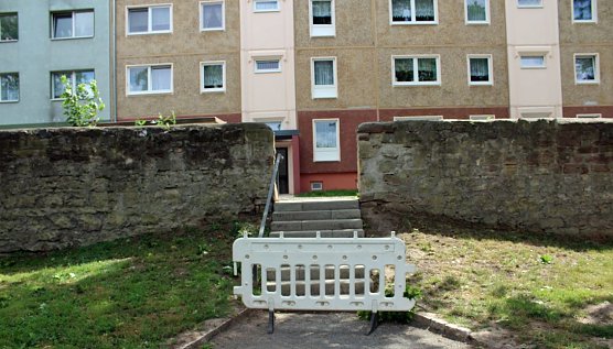 Vor&uuml;bergehende Parksperrung notwendig (Foto: Karl-Heinz Herrmann)