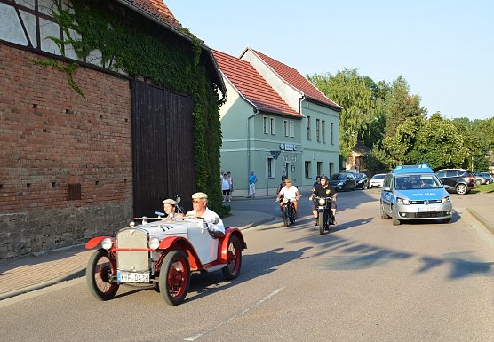 Festumzug in Obertopfstedt (Foto: Tobias Nordhausen)