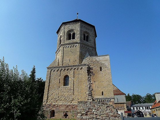 Kloster-Kr&auml;uter-Sonntag in G&ouml;llingen (Foto: J&uuml;rgen Kieper)