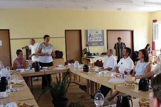 Bewilligungsbescheid für neues Konzept (Foto: Karl-Heinz Herrmann) Bewilligungsbescheid für neues Konzept (Foto: Karl-Heinz Herrmann)