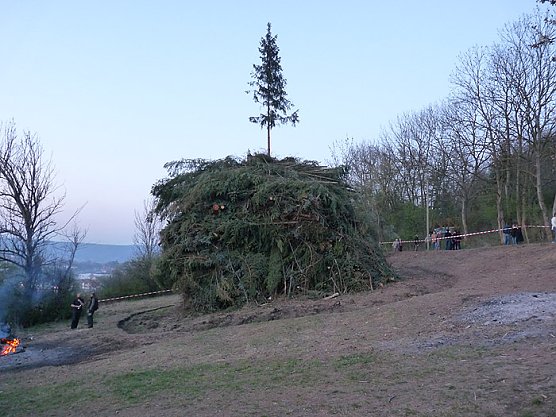 Osterfeuer Bebra (Foto: Karl-Heinz Herrmann)