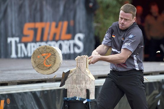 Sportholzfäller zu Gast in Heldrungen (Foto: TAS Emotional Marketing GmbH) Sportholzfäller zu Gast in Heldrungen (Foto: TAS Emotional Marketing GmbH)