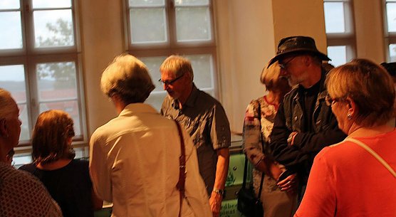 Heimliche Nachbarn gezeigt (Foto: Karl-Heinz Herrmann) Heimliche Nachbarn gezeigt (Foto: Karl-Heinz Herrmann)