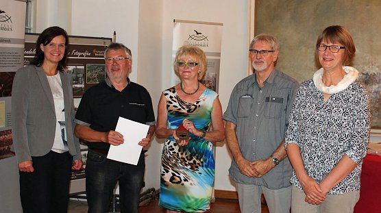 Heimliche Nachbarn gezeigt (Foto: Karl-Heinz Herrmann) Heimliche Nachbarn gezeigt (Foto: Karl-Heinz Herrmann)