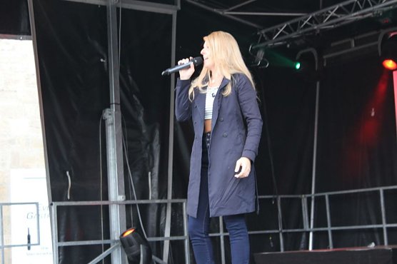 Vom 2. Tag des Weinfests (2) (Foto: Karl-Heinz Herrmann) Vom 2. Tag des Weinfests (2) (Foto: Karl-Heinz Herrmann)