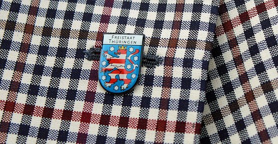 Das aufmerksame Auge des Ministerpräsidenten (Foto: Karl-Heinz Herrmann) Das aufmerksame Auge des Ministerpräsidenten (Foto: Karl-Heinz Herrmann)