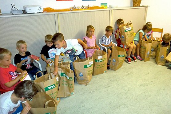 F&uuml;nf Zwerge auf einen Streich (Foto: Kindervilla Bad Frankenhausen)
