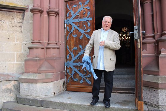 "Am Anfang war das Wort" (Foto: Karl-Heinz Herrmann) "Am Anfang war das Wort" (Foto: Karl-Heinz Herrmann)