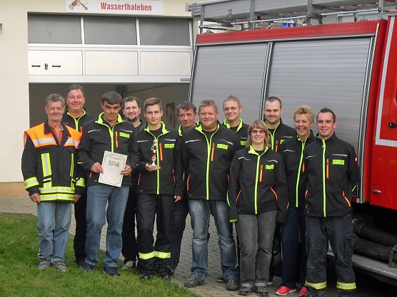 Ausbildungstag der besonderen Art (Foto: FFW Wasserthaleben)