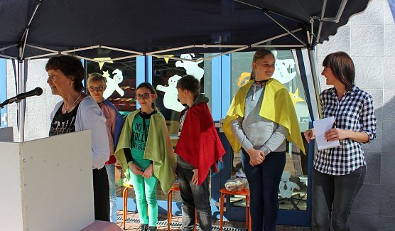 Sitzplatzrondell eingeweiht (Foto: Karl-Heinz Herrmann)