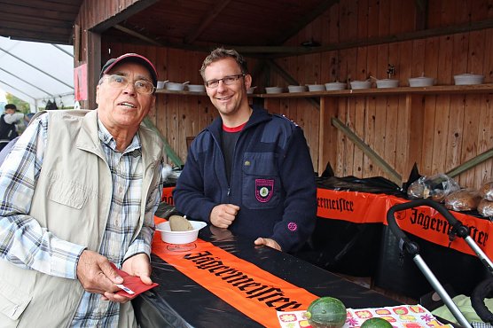 Die haben gekauft wie die Irren! (Foto: Karl-Heinz Herrmann) Die haben gekauft wie die Irren! (Foto: Karl-Heinz Herrmann)