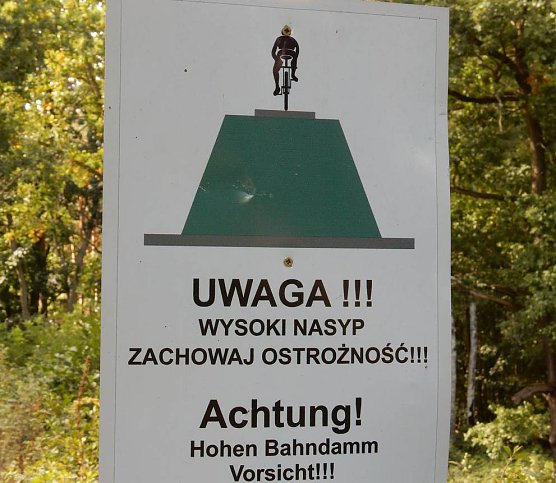 Ein Bahndammvergleich (Foto: Andreas Zeidler)