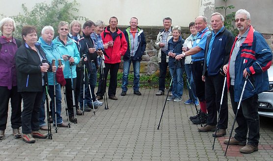 Wandern in der Natur (Foto: Horst Schmidt)