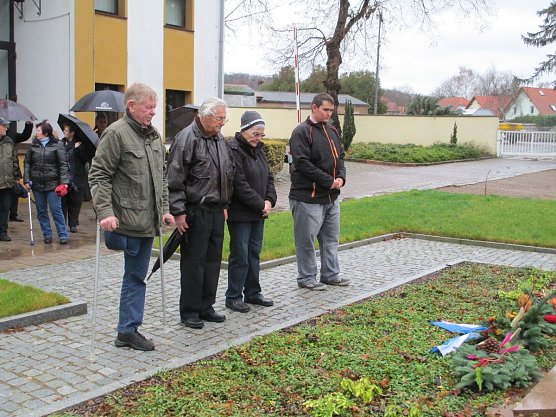 Gedenken auch in Artern (Foto: Ina Römer) Gedenken auch in Artern (Foto: Ina Römer)