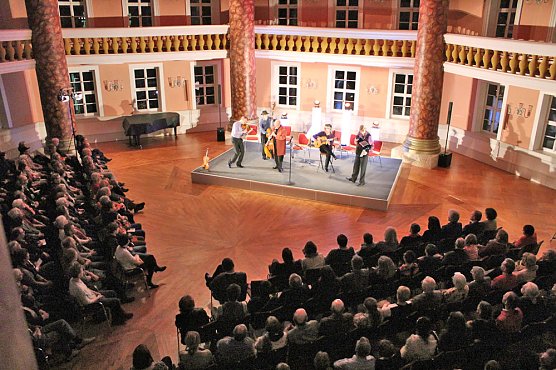 Magier auf der Klarinette (Foto: Karl-Heinz Herrmann)