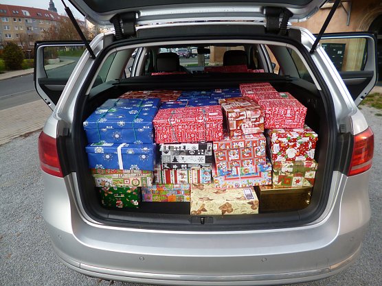 Aktion Weihnachten im Schuhkarton (Foto: D&uuml;ne)