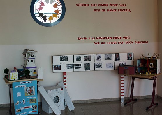 "Interkulturellen Aktionstag" an Östertalschule (Foto: Karl-Heinz Herrmann) "Interkulturellen Aktionstag" an Östertalschule (Foto: Karl-Heinz Herrmann)