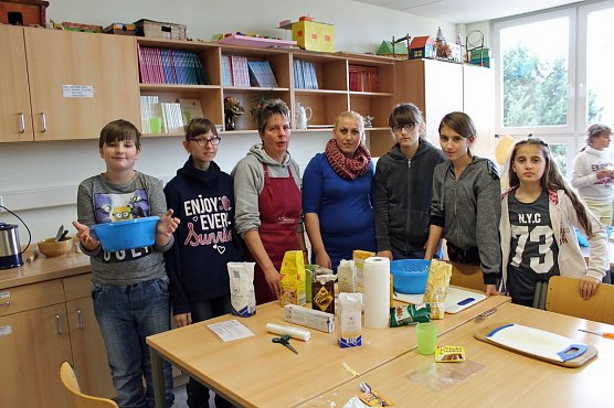 "Interkulturellen Aktionstag" an Östertalschule (Foto: Karl-Heinz Herrmann) "Interkulturellen Aktionstag" an Östertalschule (Foto: Karl-Heinz Herrmann)