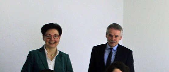 Finanzamt Sondershausen besucht (Foto: Karl-Heinz Herrmann) Finanzamt Sondershausen besucht (Foto: Karl-Heinz Herrmann)