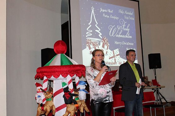 Kunterbunte Weihnachtsfeier (Foto: Karl-Heinz Herrmann) Kunterbunte Weihnachtsfeier (Foto: Karl-Heinz Herrmann)