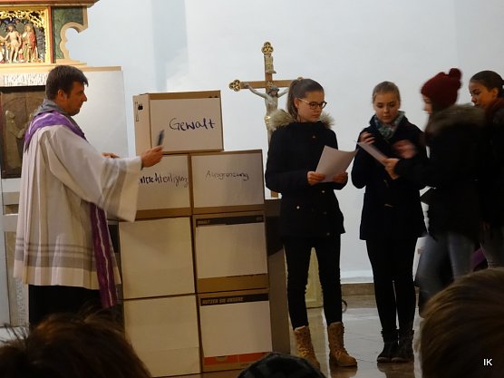 Friedenslicht - Gottesdienst (Foto: Ilka Kühn) Friedenslicht - Gottesdienst (Foto: Ilka Kühn)