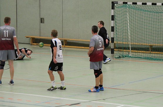 Ärgerlicher Punktverlust (Foto: Karl-Heinz Herrmann) Ärgerlicher Punktverlust (Foto: Karl-Heinz Herrmann)