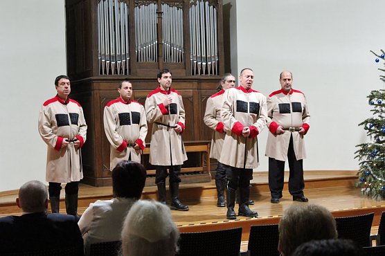 Weihnachtskonzert der ZAREWITSCH DON KOSAKEN (Foto: Karl-Heinz Herrmann)