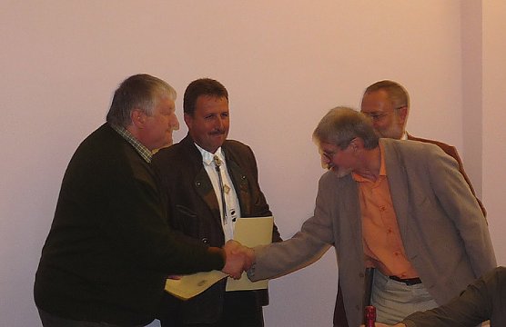 Auszeichnung für Naturschutz (Foto: Karl-Heinz Herrmann) Auszeichnung für Naturschutz (Foto: Karl-Heinz Herrmann)